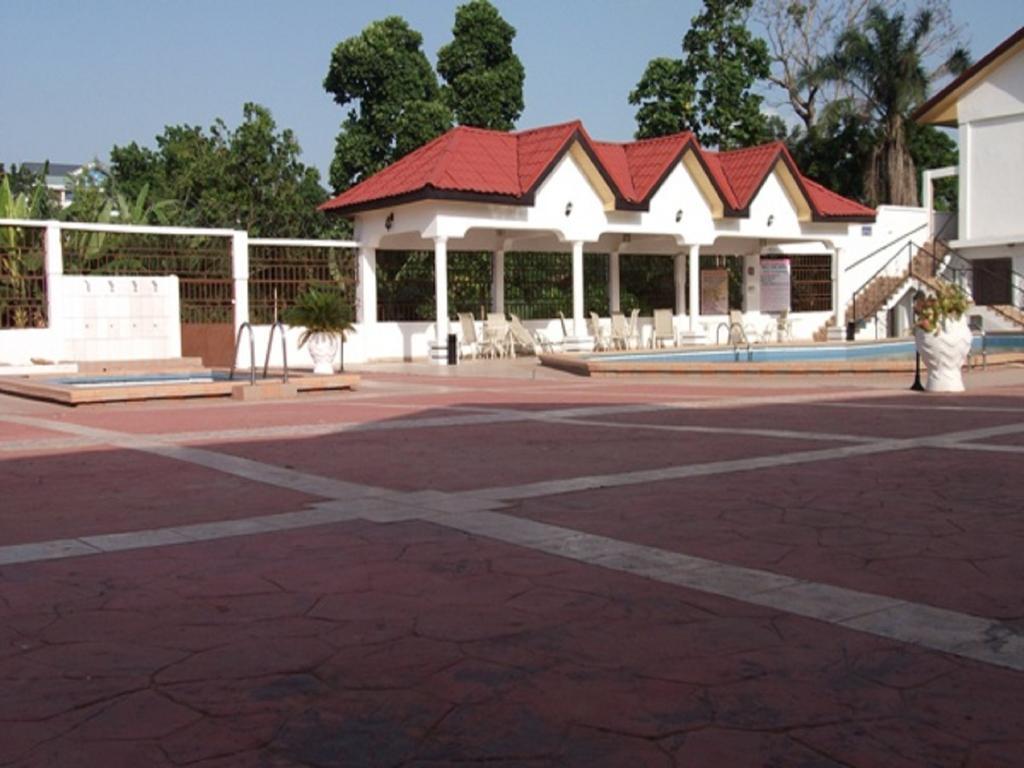 True Vine Hotel Kumasi Exterior foto