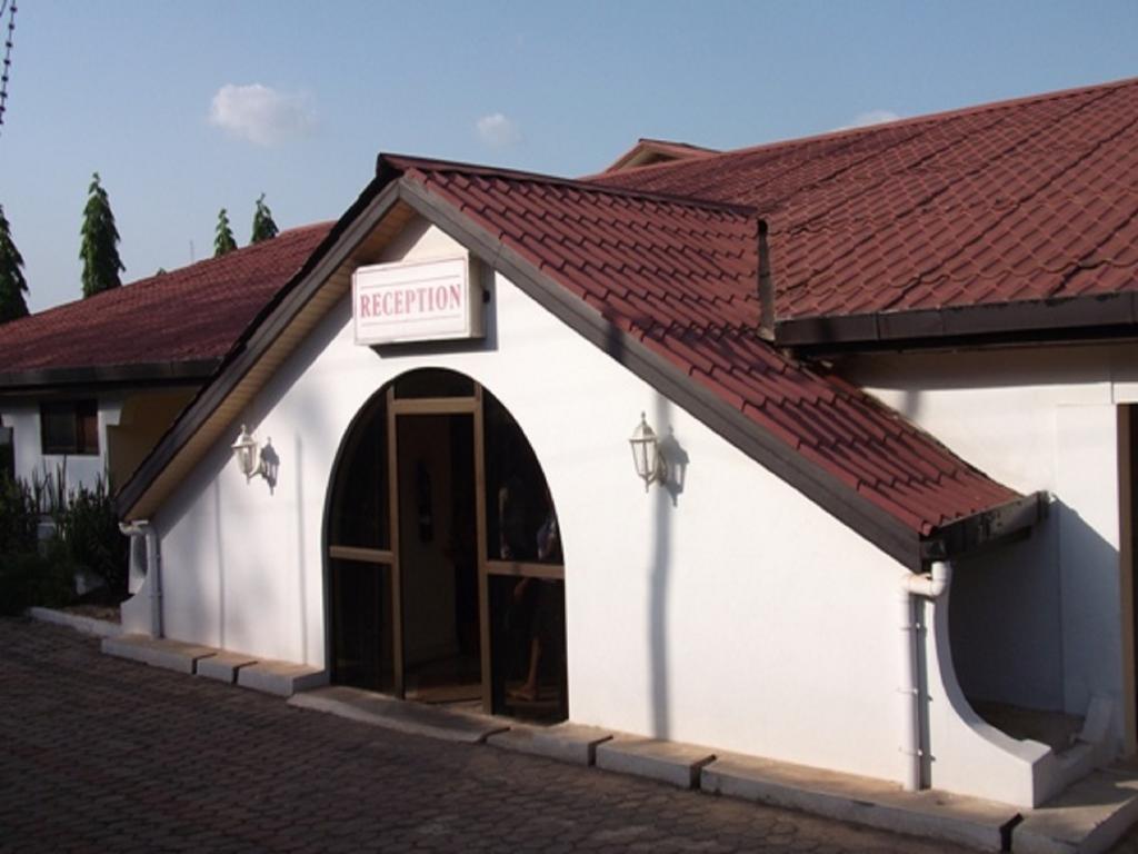 True Vine Hotel Kumasi Exterior foto